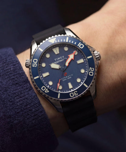 Deepwater Meridian 200 HEV Automatic 44mm HNBR Synthetic Rubber Strap