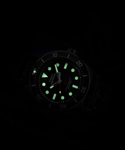 Deepwater Reef 200 XCF 43mm Synthetic Rubber Strap Watch
