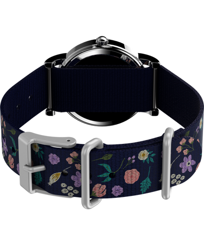 Peanuts Floral x Timex Weekender 31mm Fabric Strap Watch