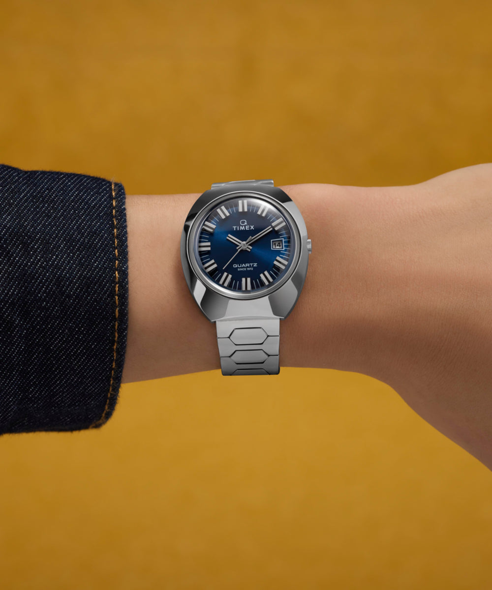 Q Timex 1972 Time Machine Reissue 39mm Stainless Steel Bracelet Watch