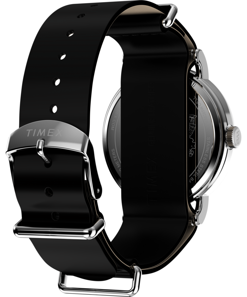 Peanuts x Timex Weekender Snoopy 40mm Leather Strap Watch