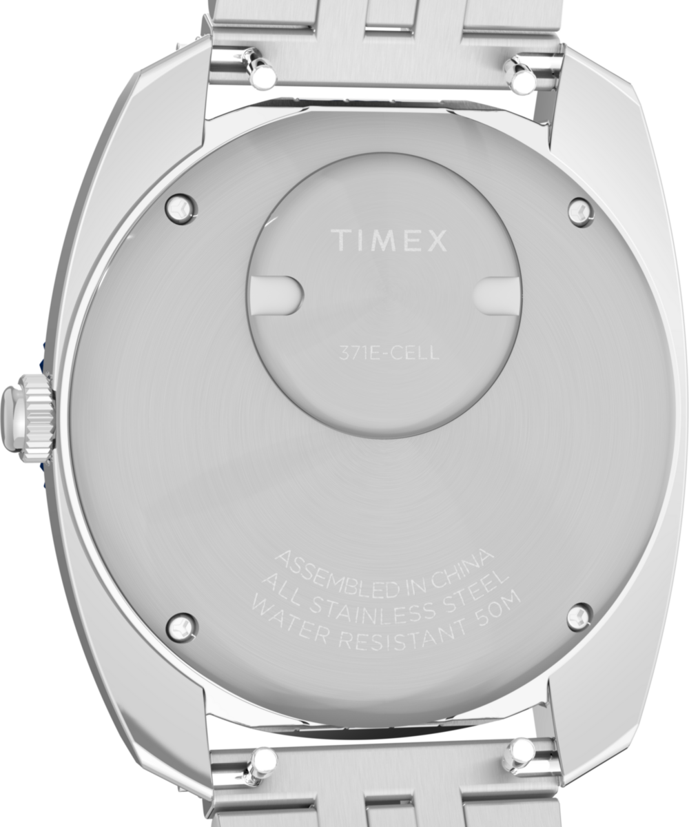 Q Timex 1971 Velocity 36mm Stainless Steel Bracelet Watch