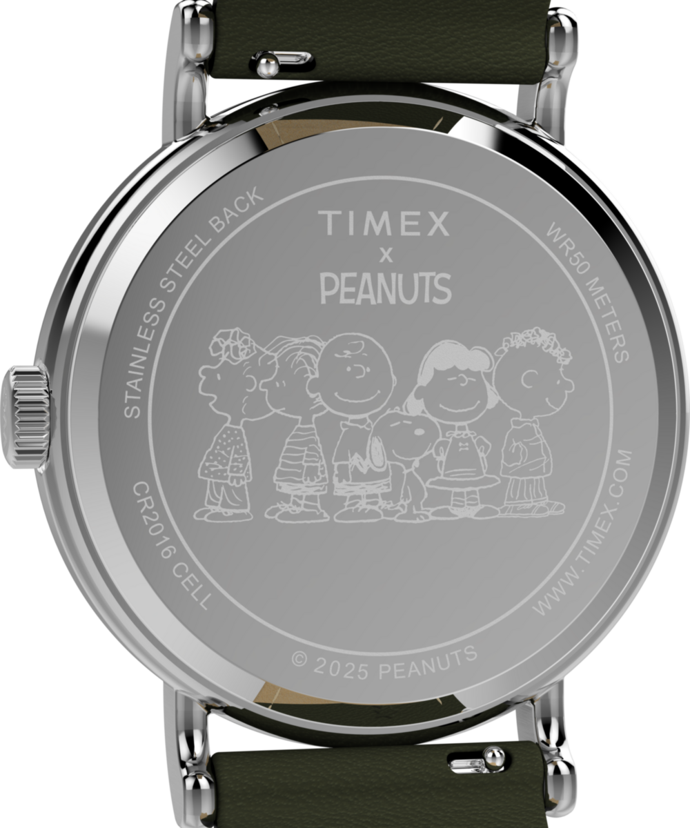 Peanuts x Timex Weekender Holiday Dial 40mm Leather Strap Watch